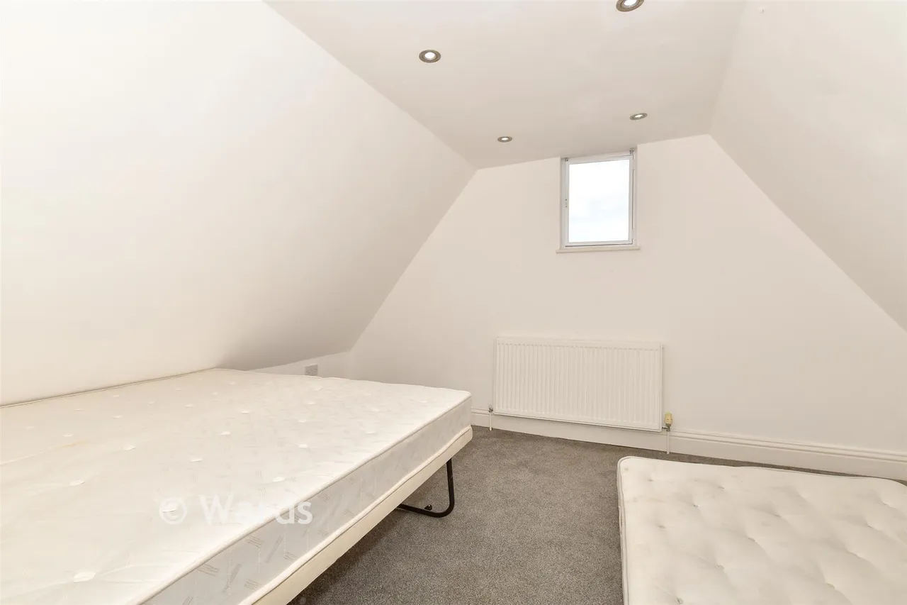 West Street, Faversham, ME13, photo 8