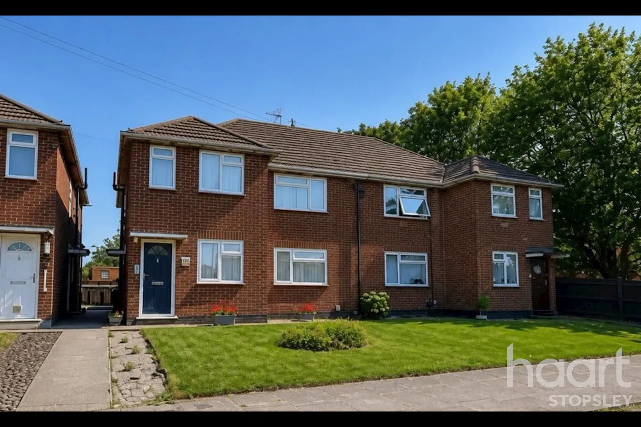 2 bed flat for sale, Hitchin Road, Luton, LU2