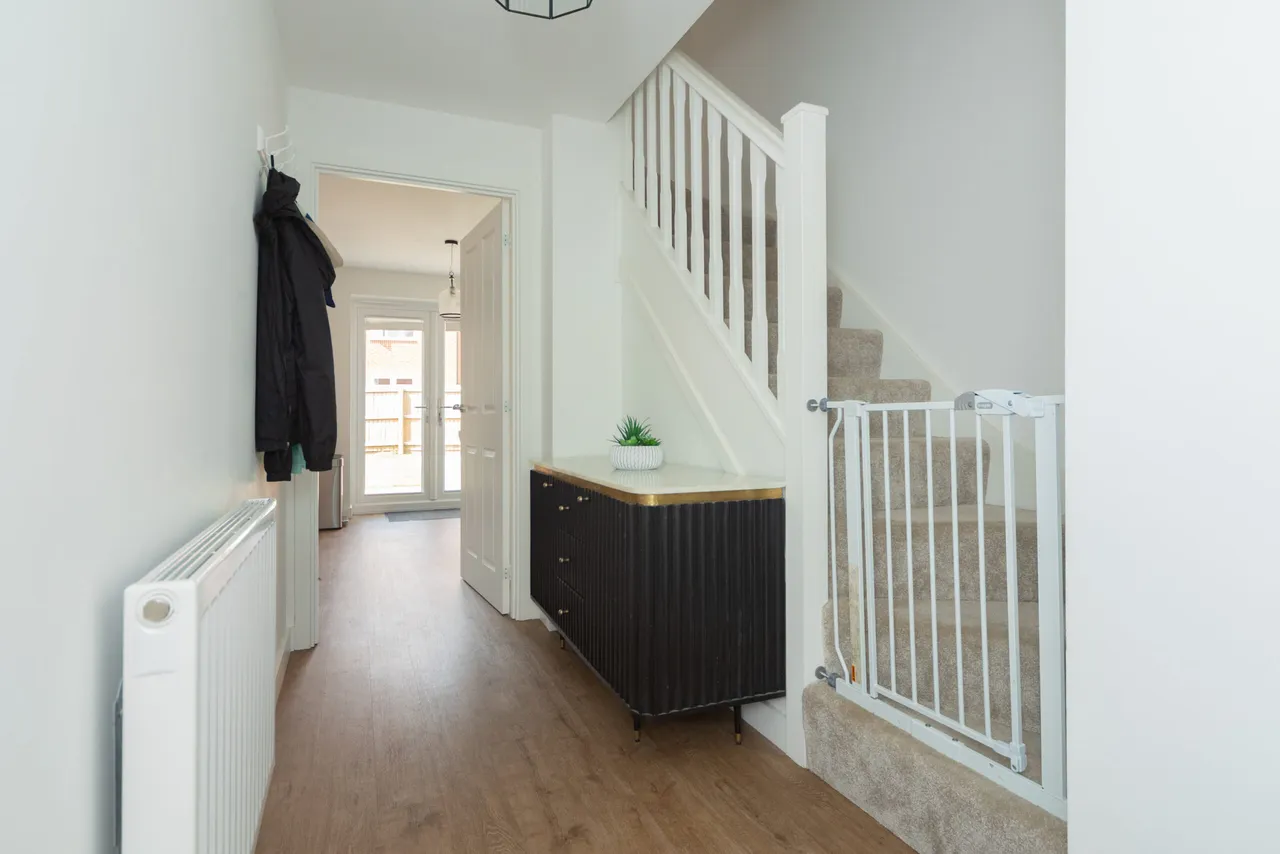 Dustmoor Drive, Quorn, Loughborough, Loughborough, LE12 8XX, photo 2