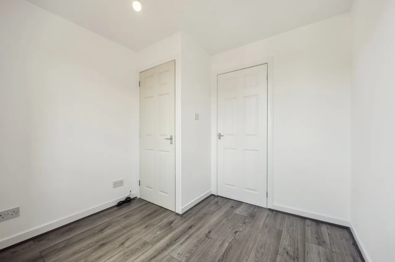 Waukglen Avenue, Glasgow, G53, photo 11
