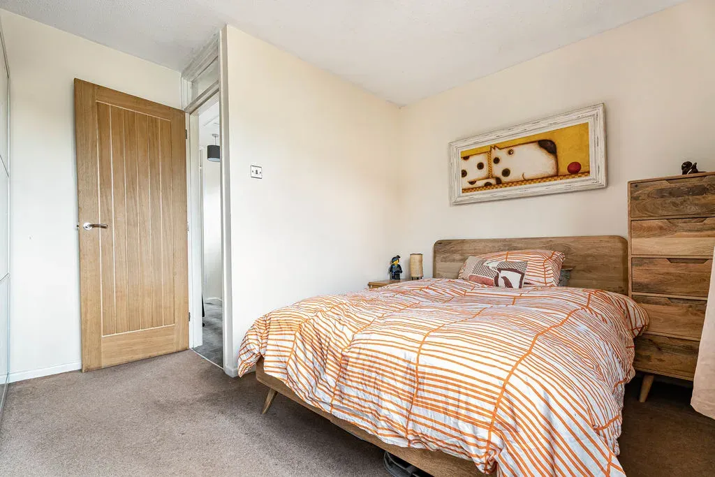 Downland, Two Mile Ash, Milton Keynes, Buckinghamshire, MK8 8HZ, photo 6