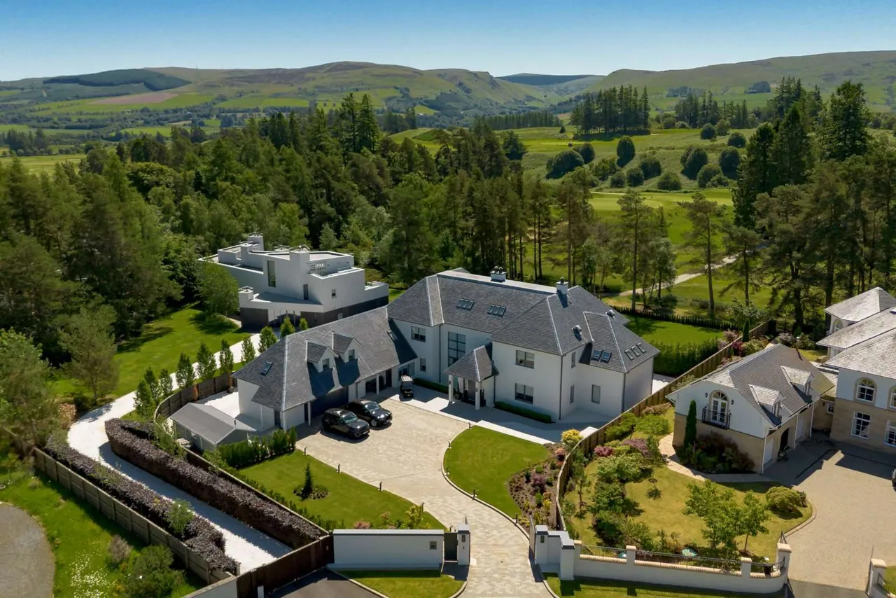 The Queens Crescent, Gleneagles, Auchterarder, Perth and Kinross, PH3 1QL, photo 2