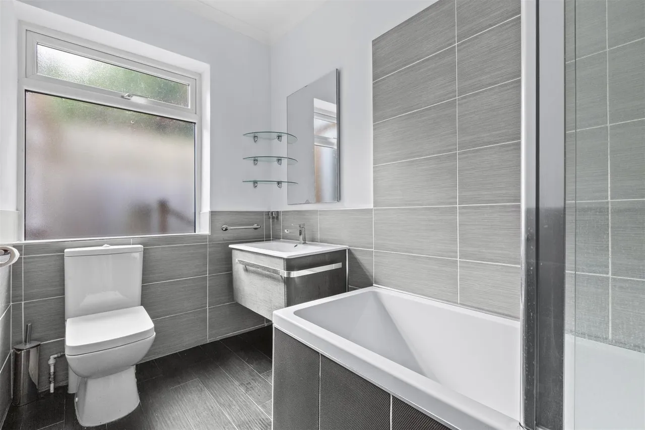 Totteridge Road, High Wycombe, HP13, photo 3