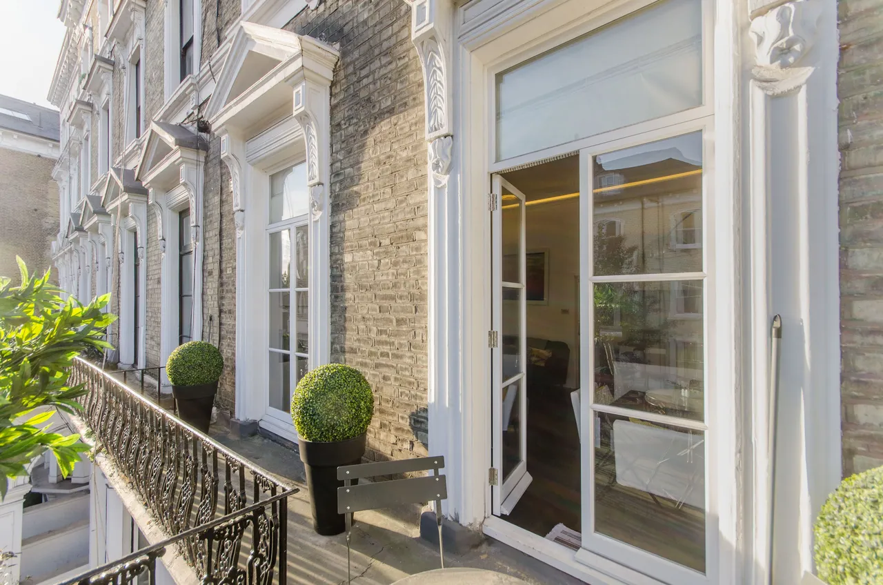 Flat 2, 6 Redcliffe Gardens, London, photo 8