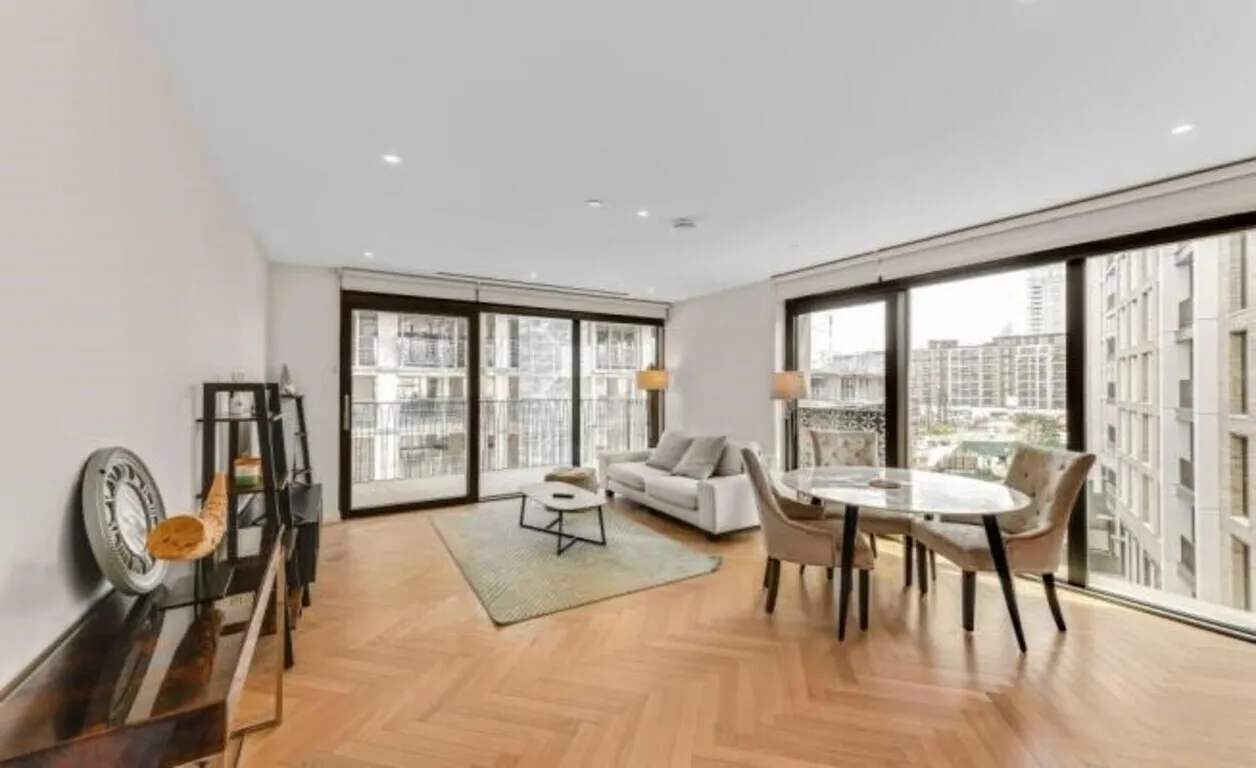 Michael Road, London, SW6, photo 2
