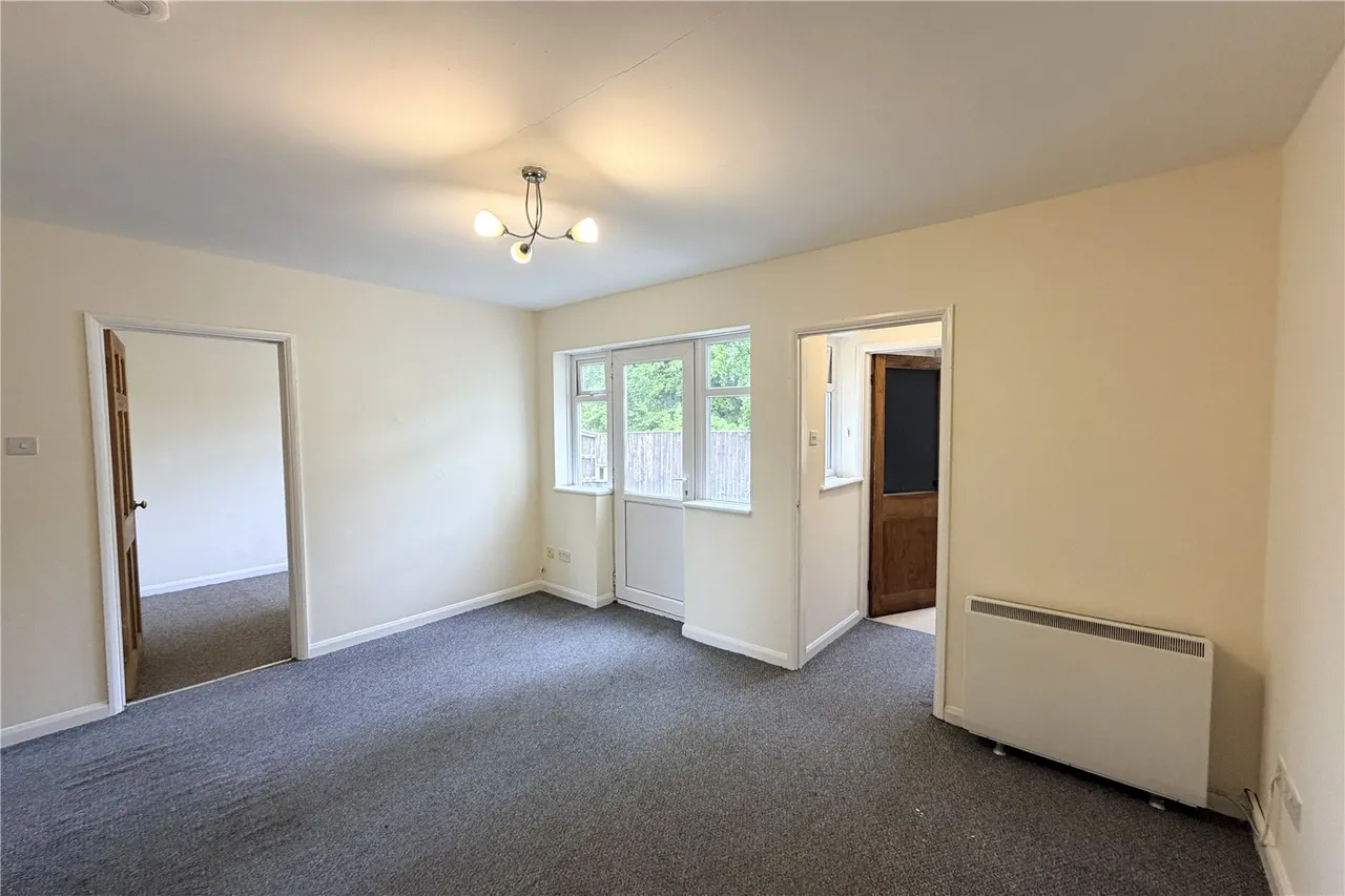 Edington, photo 7