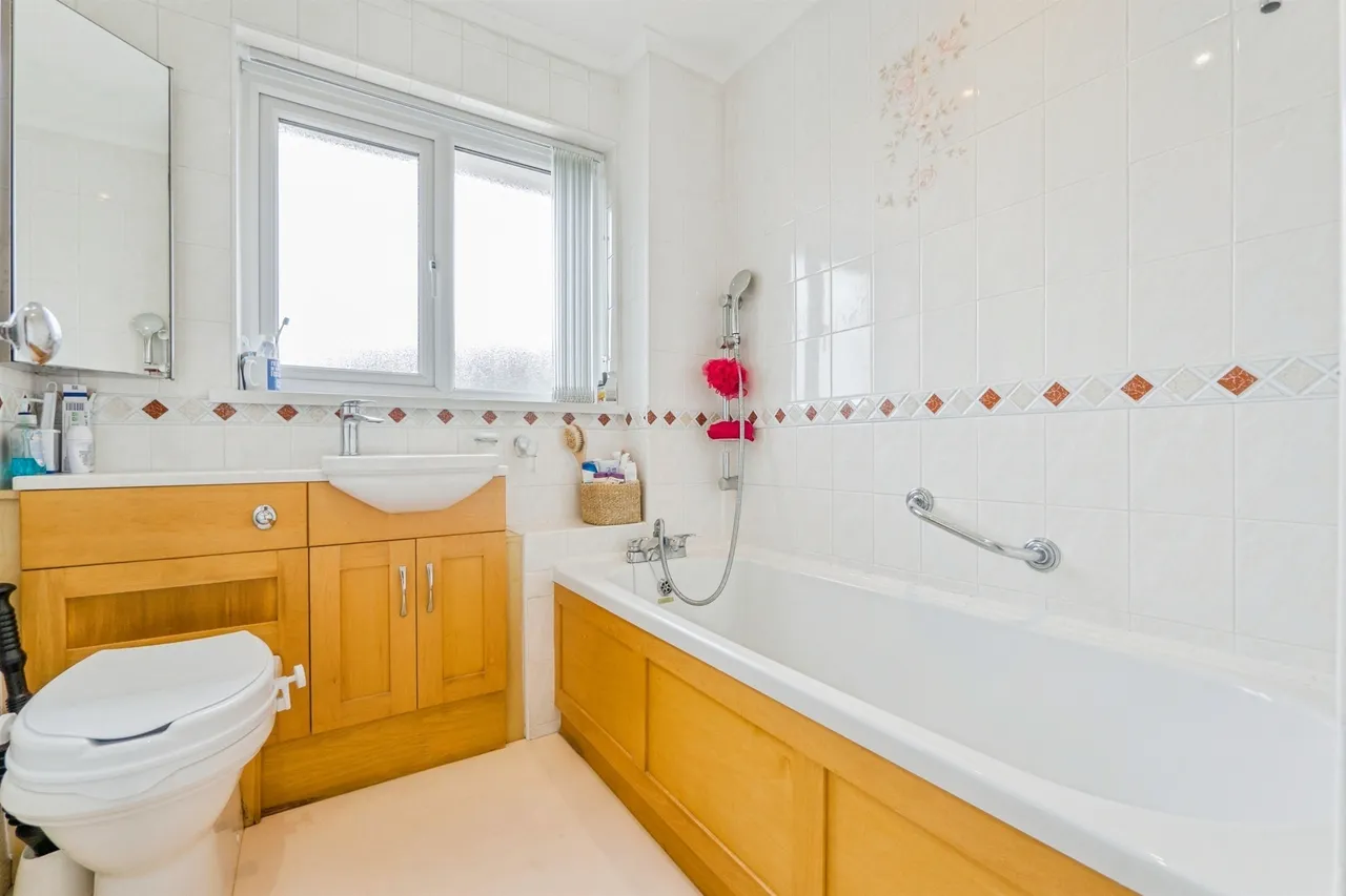 Wyon Close, Llandaff, Cardiff, photo 12