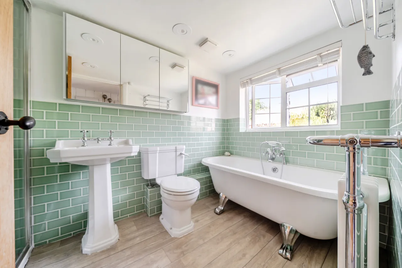 Hazlemere Road, High Wycombe, HP10, photo 7