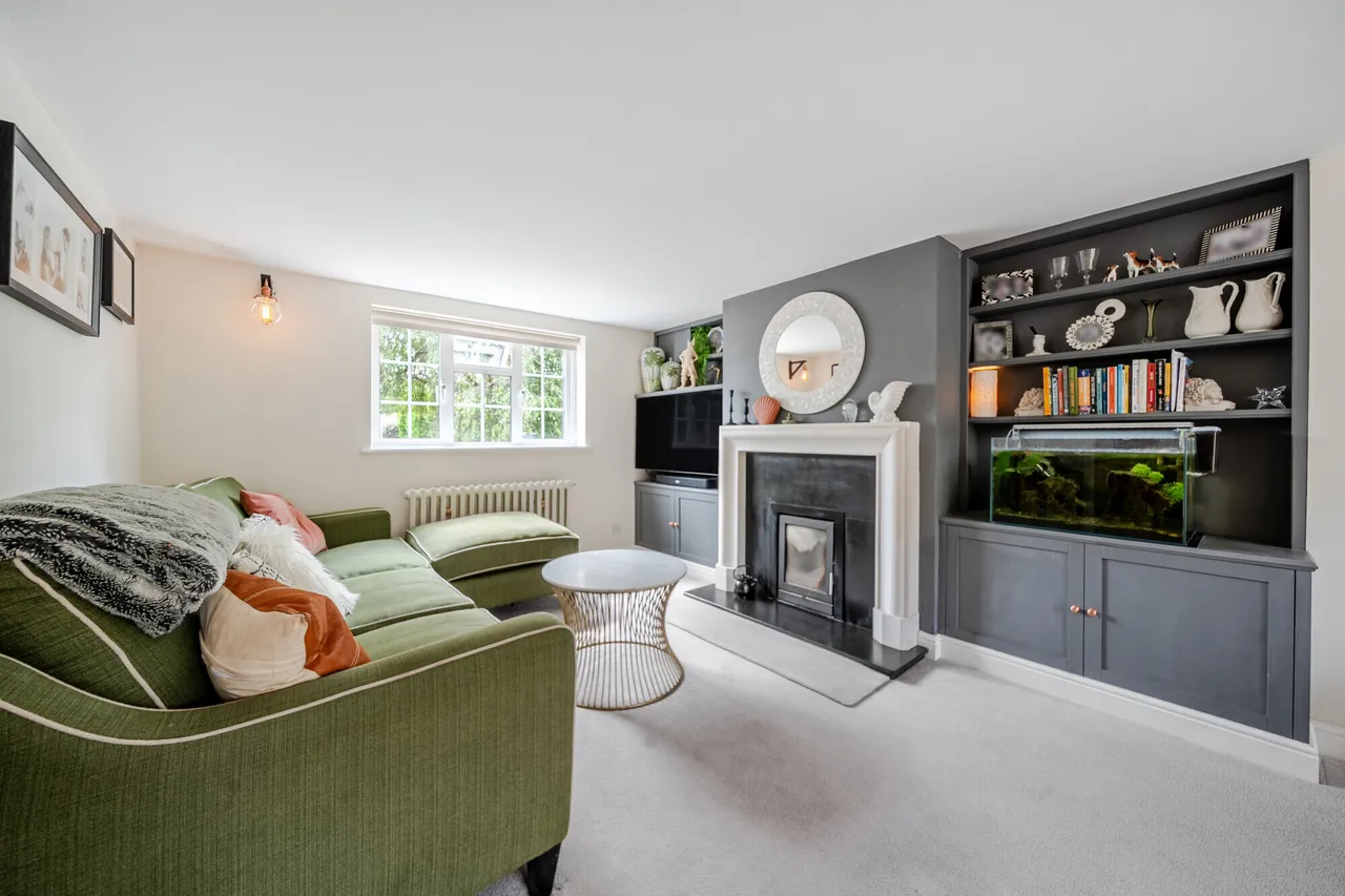 Hazlemere Road, High Wycombe, HP10, photo 3