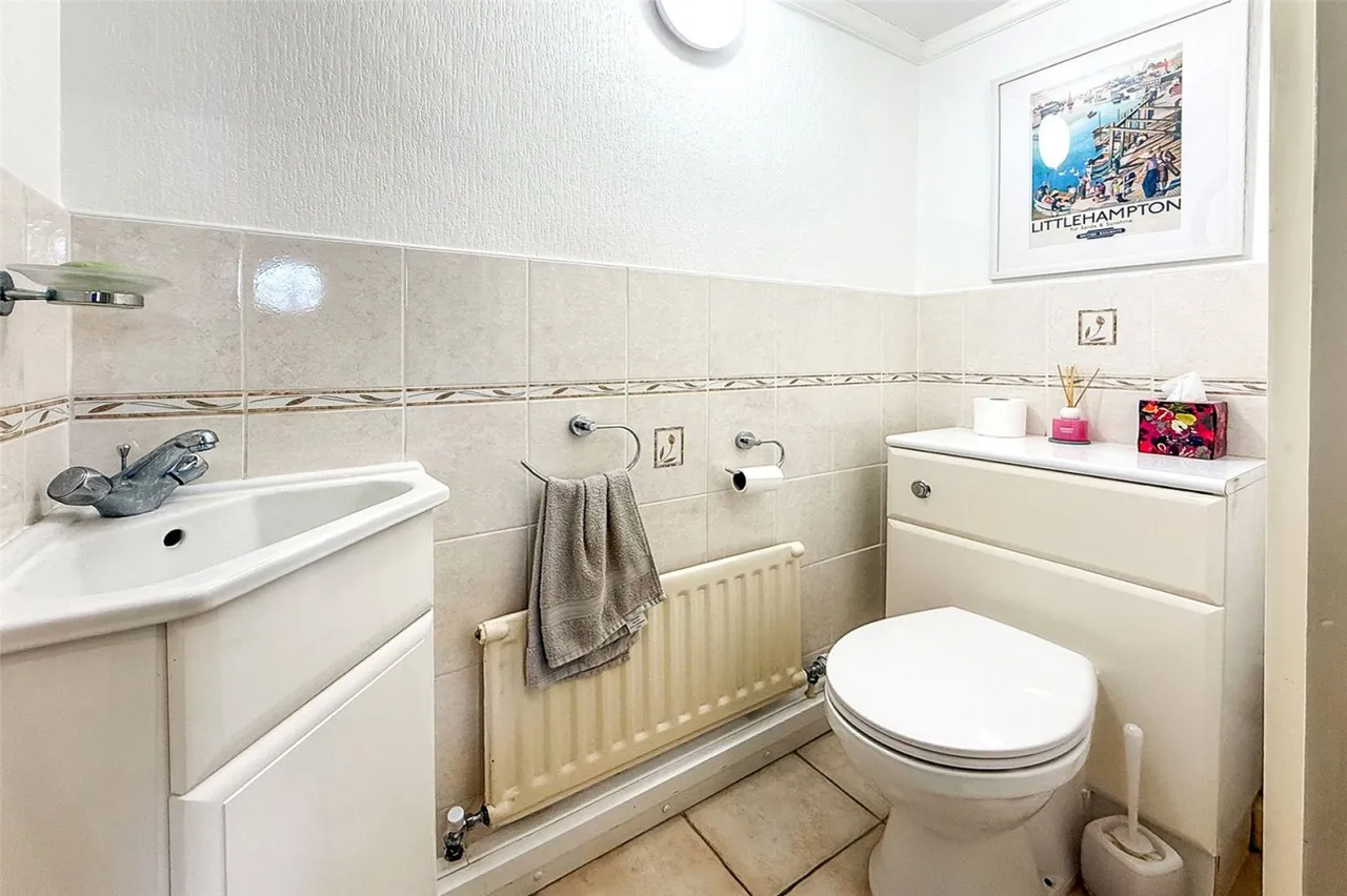 Littlehampton, BN17, photo 20