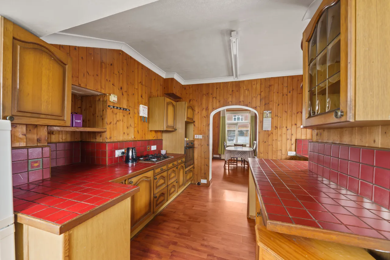 Longfellow Road, WORCESTER PARK, Surrey, Worcester Park, KT48BA, photo 8