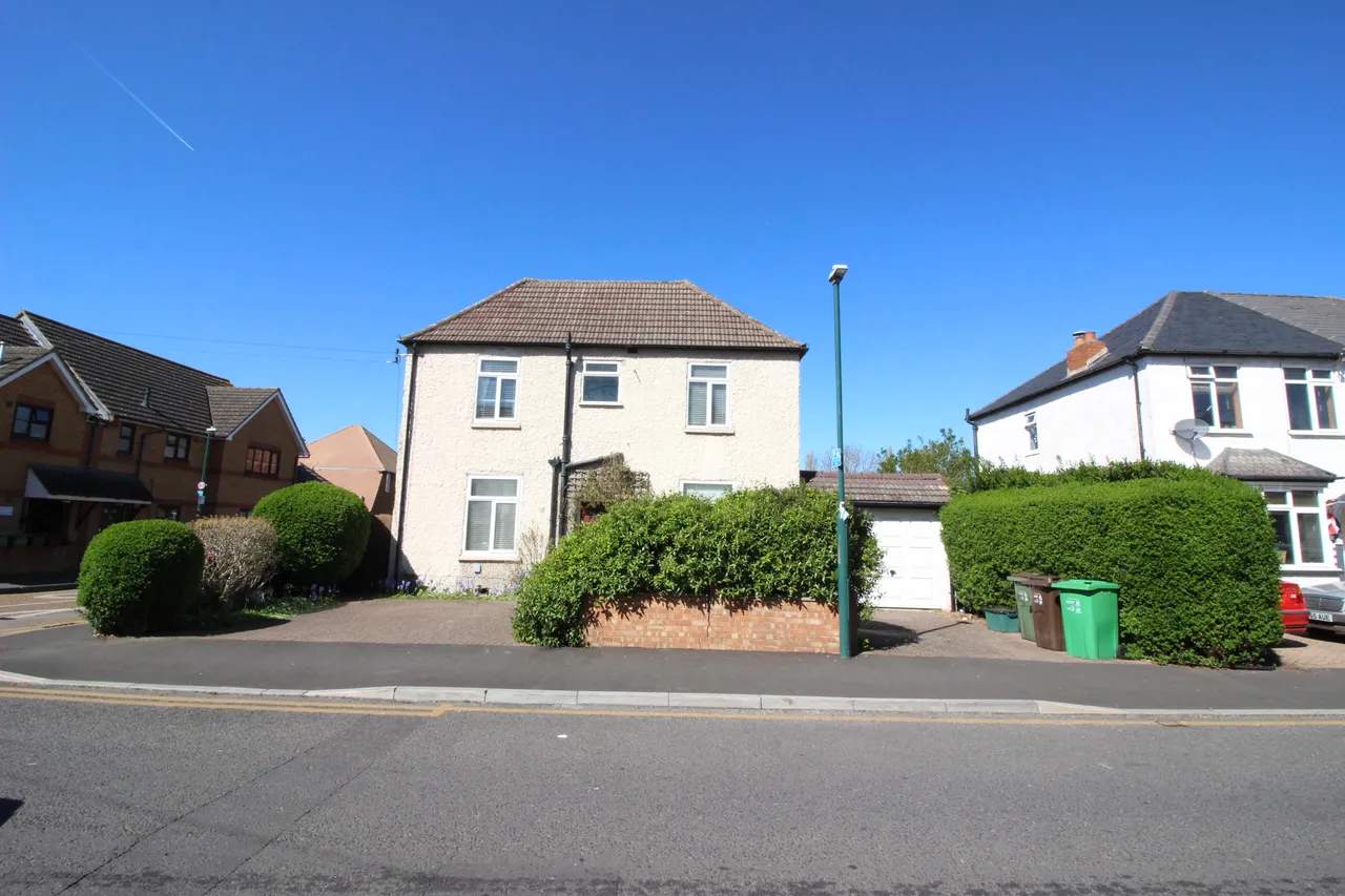 Longfellow Road, WORCESTER PARK, Surrey, Worcester Park, KT48BA, photo 15
