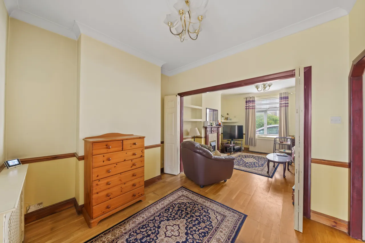 Longfellow Road, WORCESTER PARK, Surrey, Worcester Park, KT48BA, photo 4