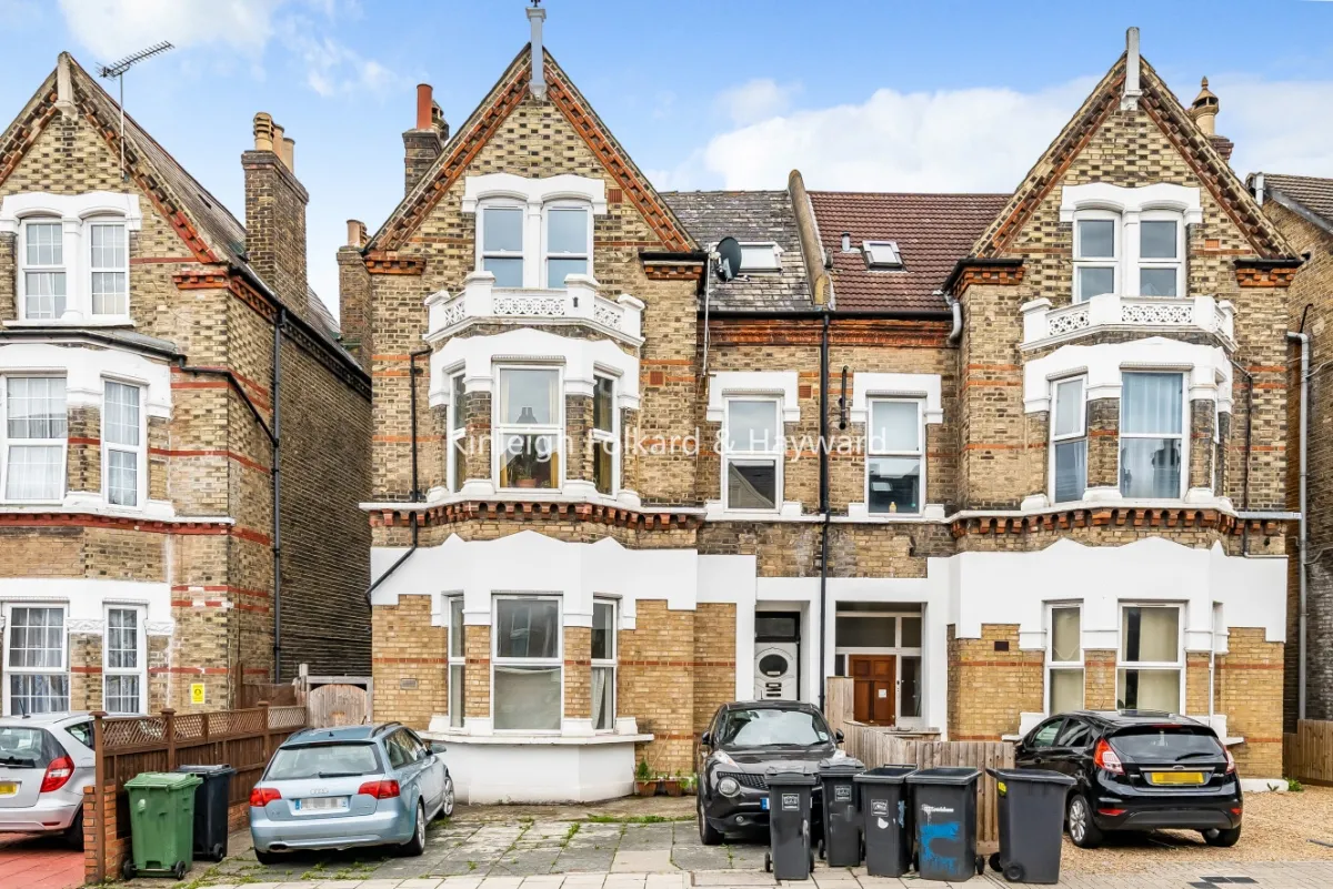 Catford Hill, Catford, London, SE6, photo 5