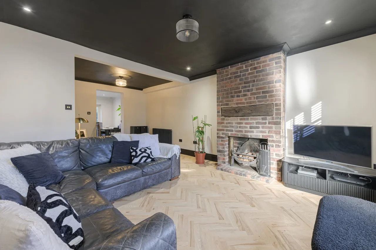 Stafford Road, Cannock, photo 5