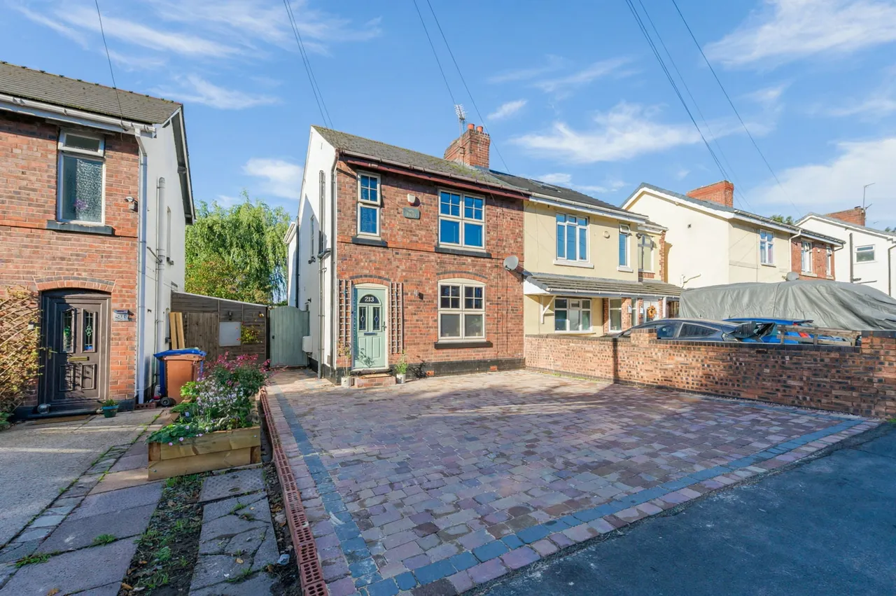 Stafford Road, Cannock, photo 31