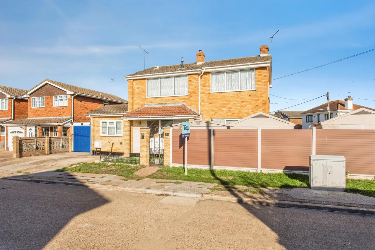 Westwood Road, Canvey Island, SS8, photo 21