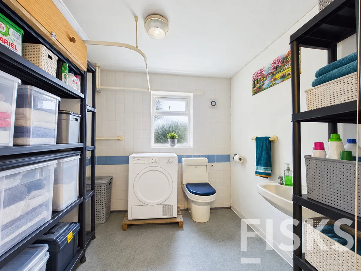 Lincoln Way, Canvey Island, SS8, photo 9