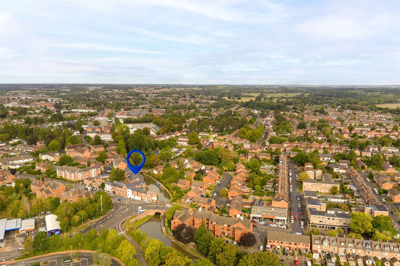 All Saints Road, Warwick, Warwickshire, CV34, photo 2