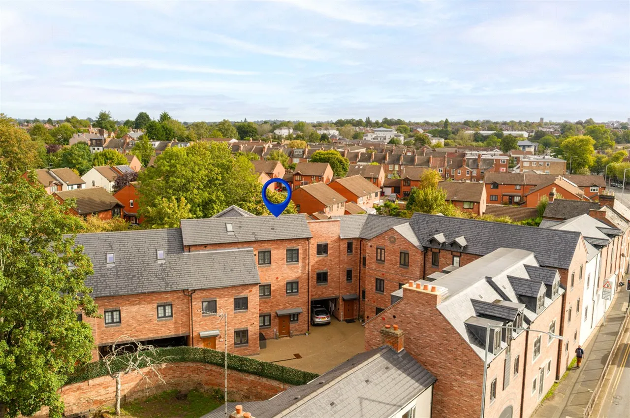2 bed house for sale — All Saints Road, Warwick, Warwickshire, CV34