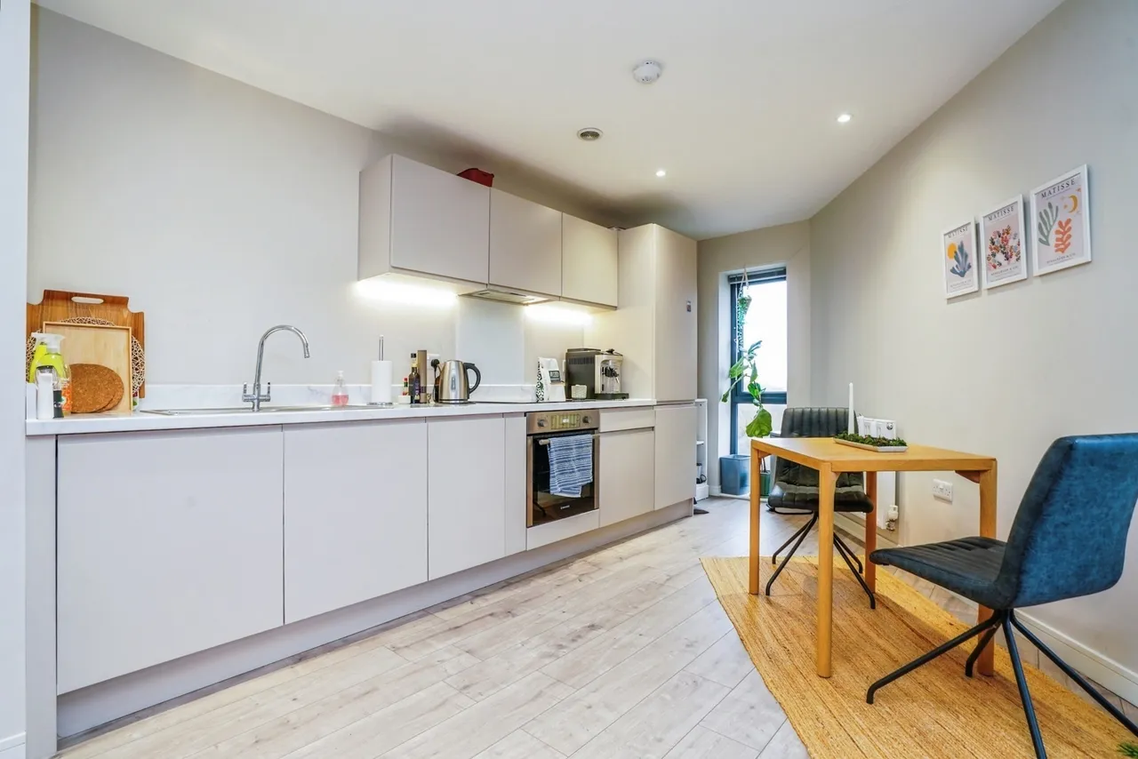 Cross Green Lane, Cross Green, Leeds, West Yorkshire, LS9, photo 2