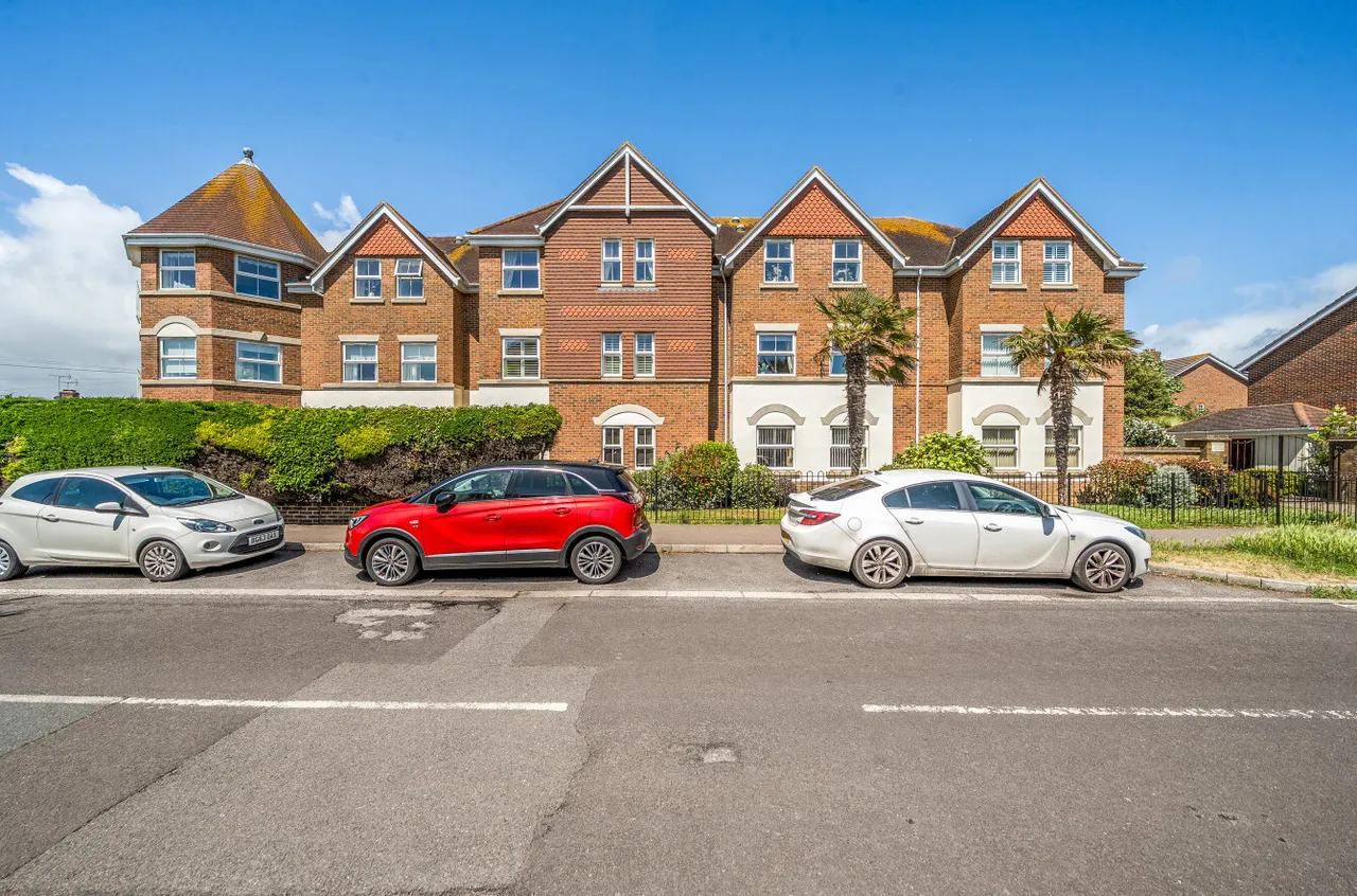 Manor Road, East Preston, BN16, photo 10