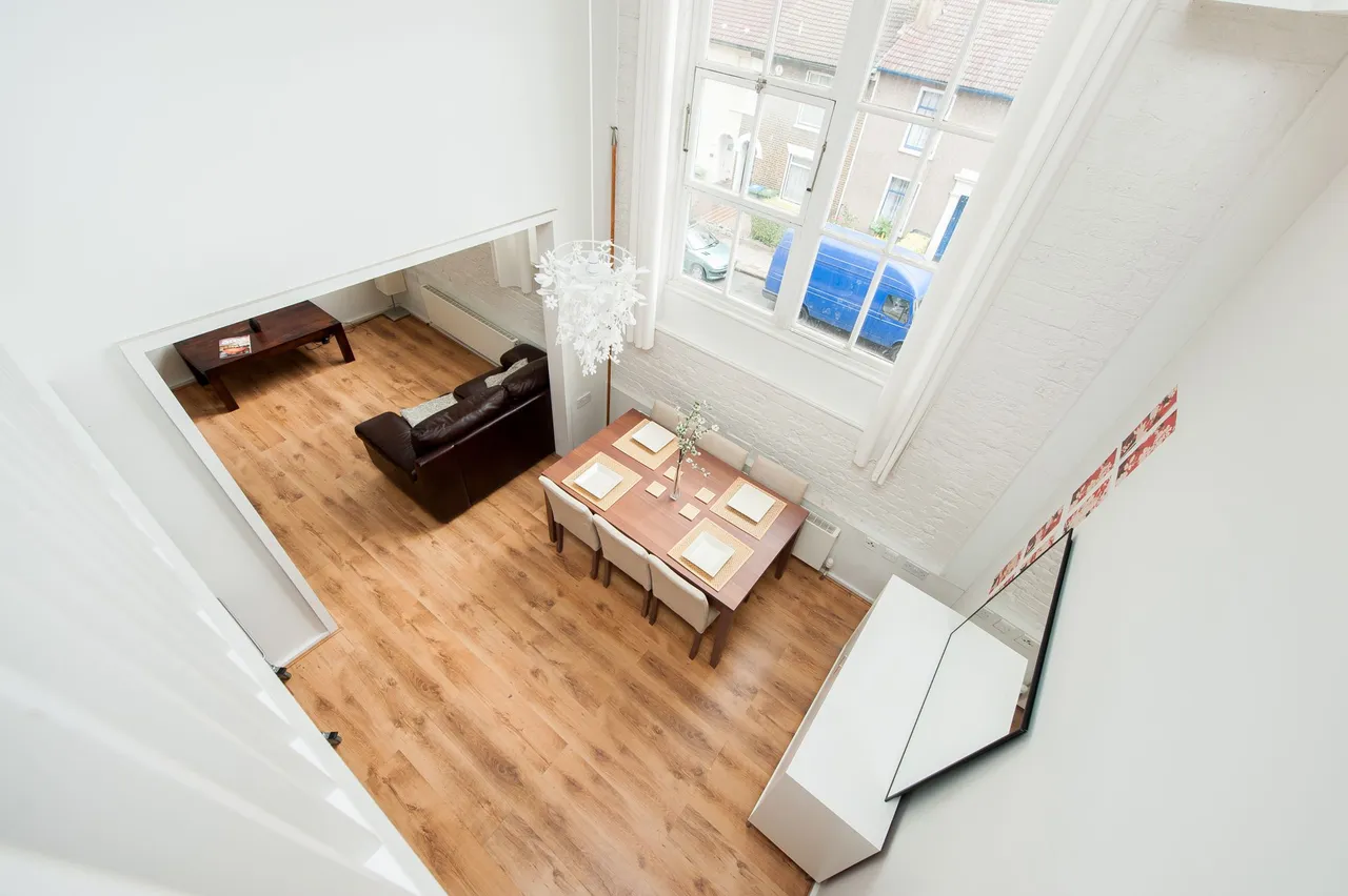 Flat 21 Schoolhouse Yard, Bloomfield Road, London, photo 10
