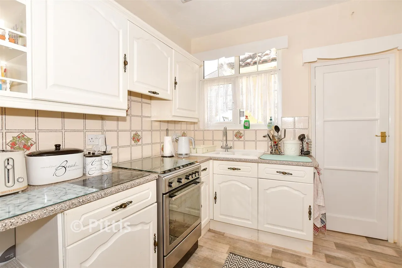 Melville Street, Sandown, PO36, photo 4