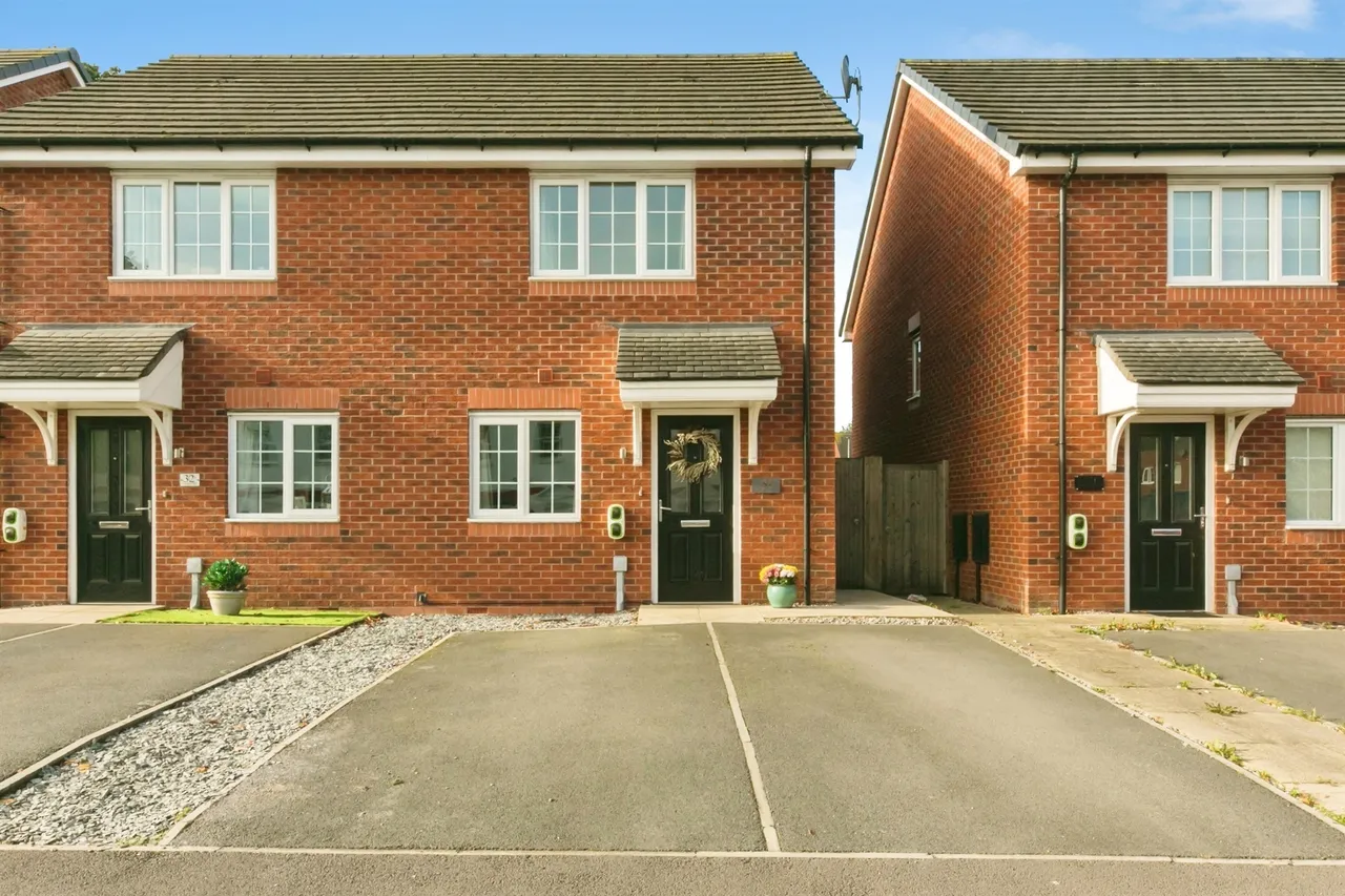 2 bed house for sale, Handley Hill, Winsford, CW7