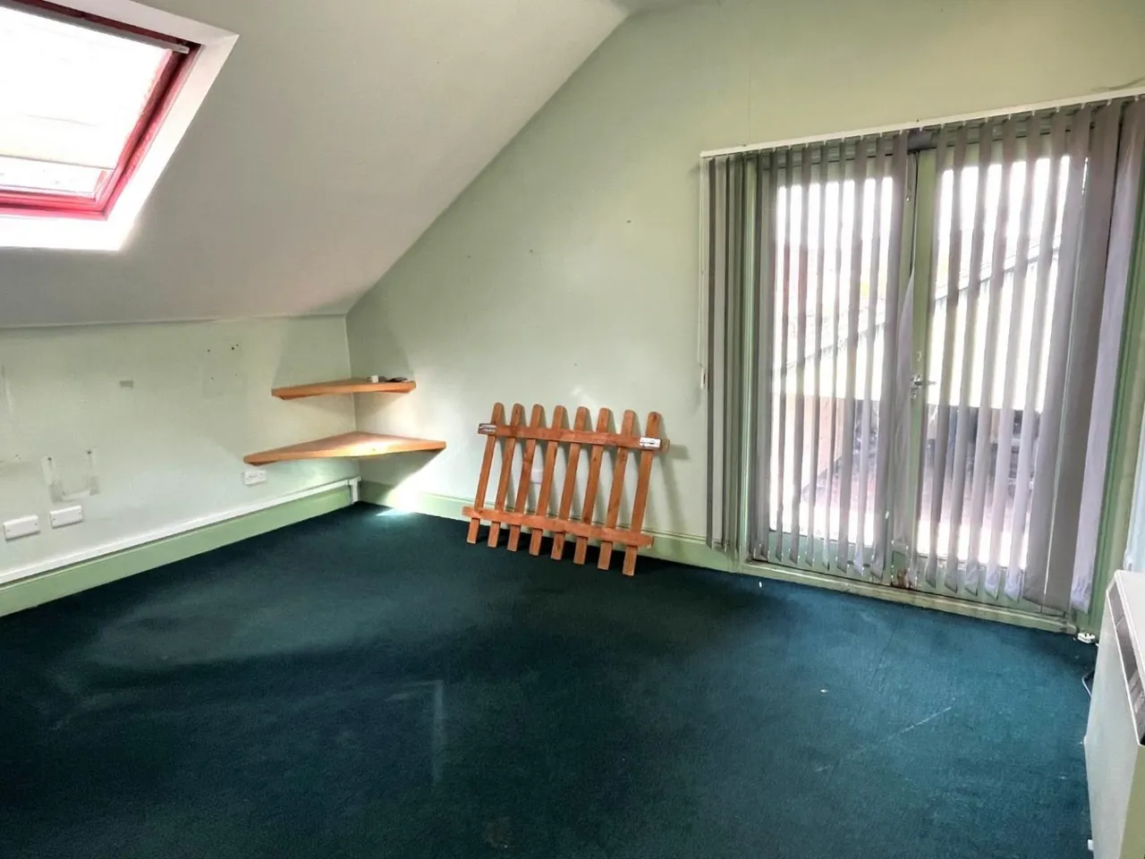 East Crescent Road, Gravesend, DA12, photo 11
