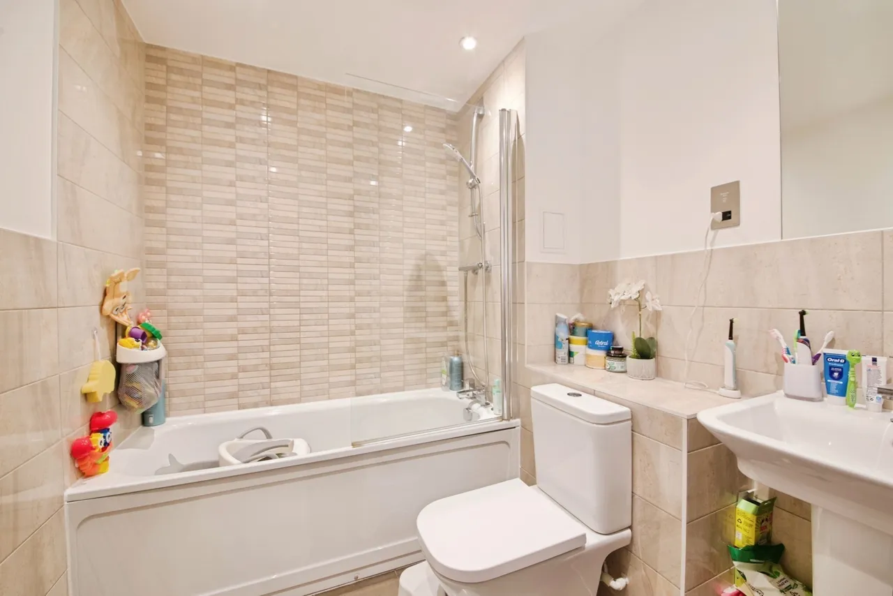 Spring Gardens, Romford, RM7, photo 10