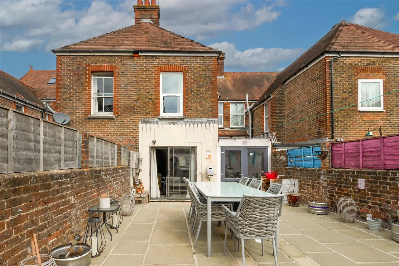 East Ham Road, Littlehampton, photo 24