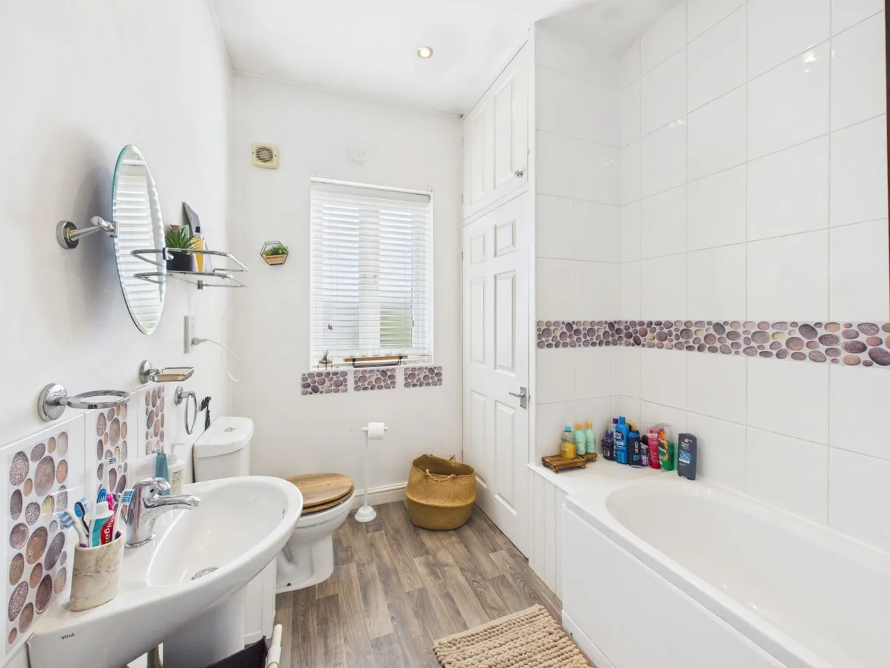 Vicarage Lane, Bowdon, WA14, photo 12