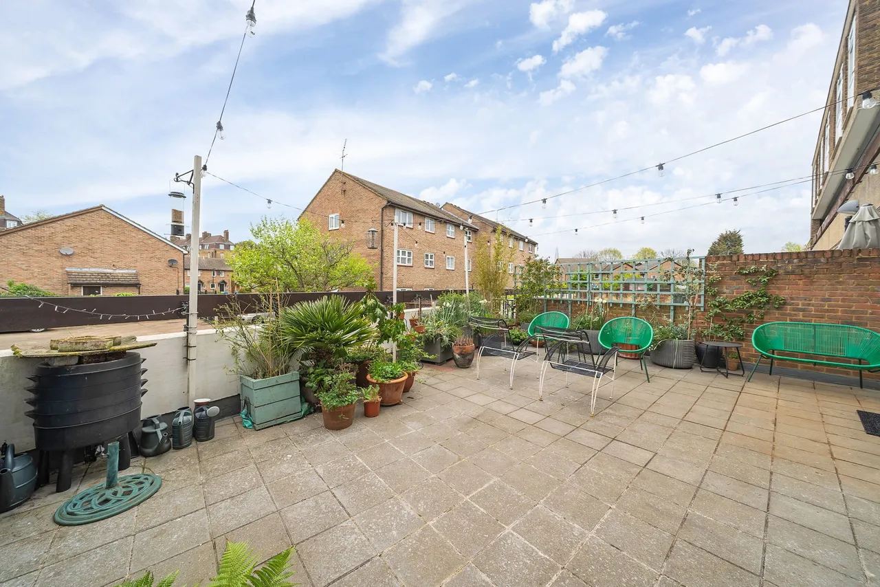 Lorrimore Square, Kennington, SE17, photo 2