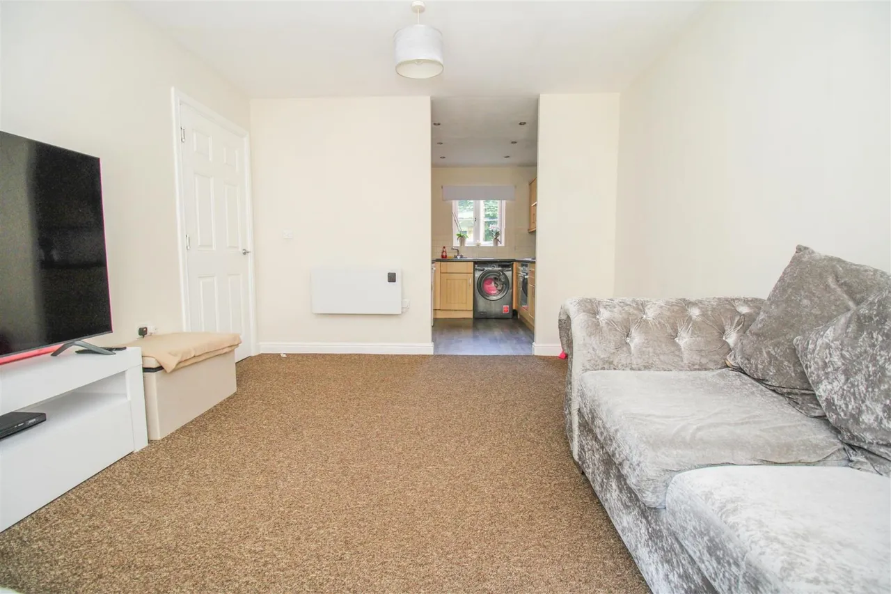 Bromley Close, Harlow, CM20, photo 4