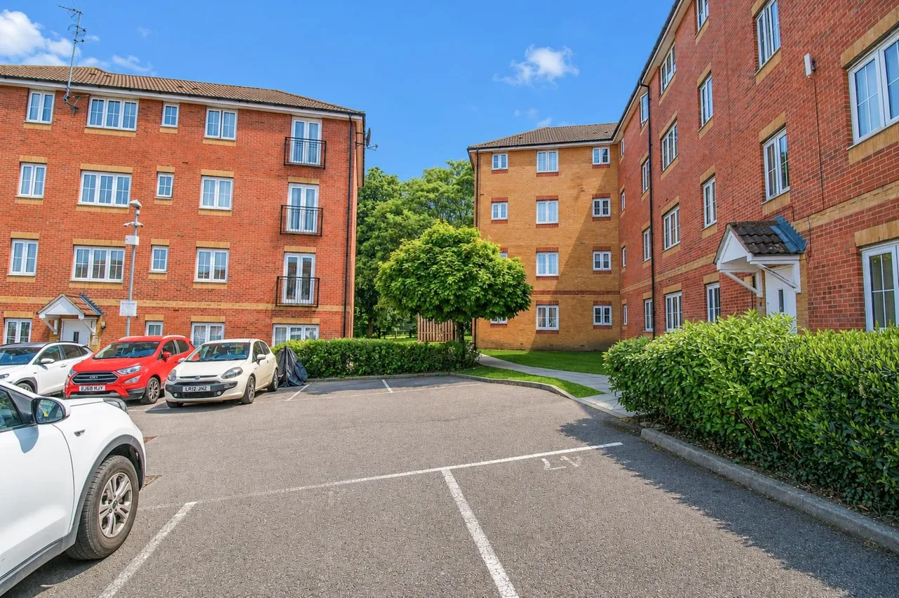 Bromley Close, Harlow, CM20, photo 9