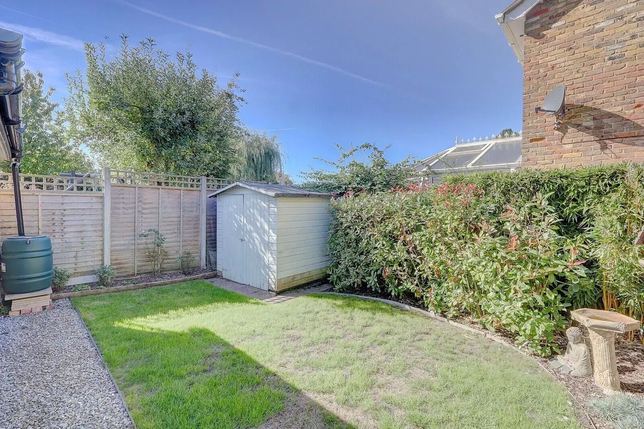 Grove Road, High Wycombe, HP15, photo 13
