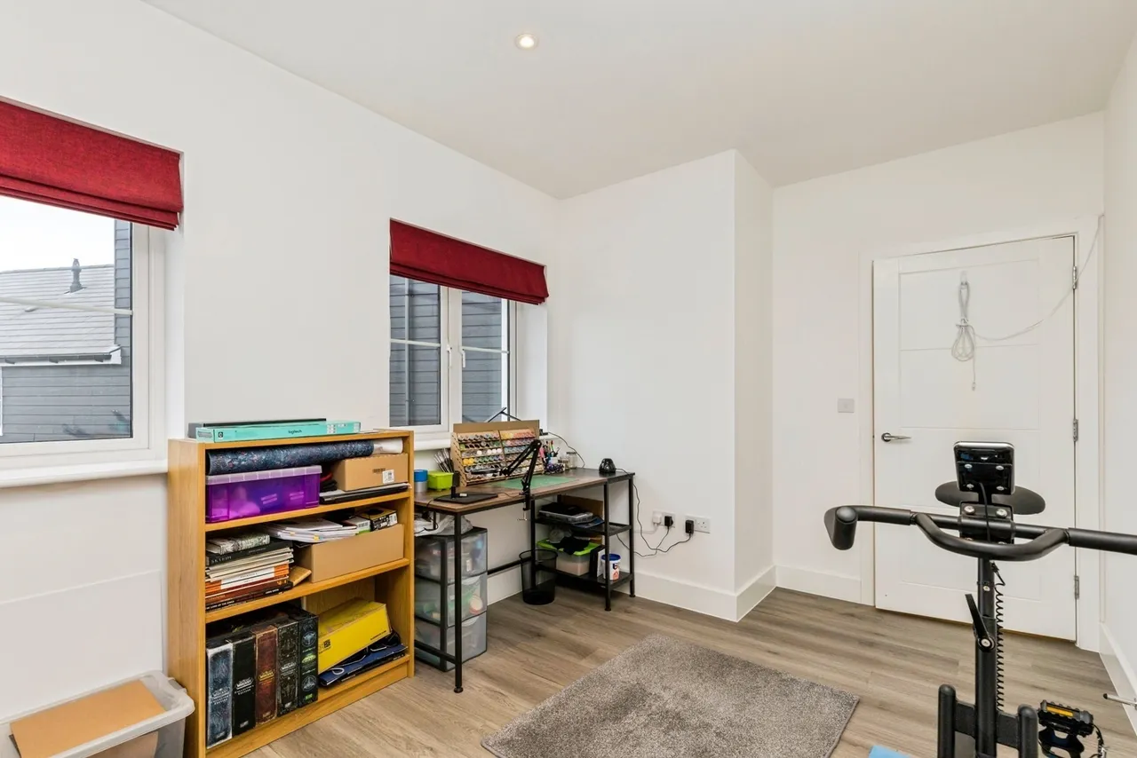 Capon Park, Faygate, RH12, photo 15