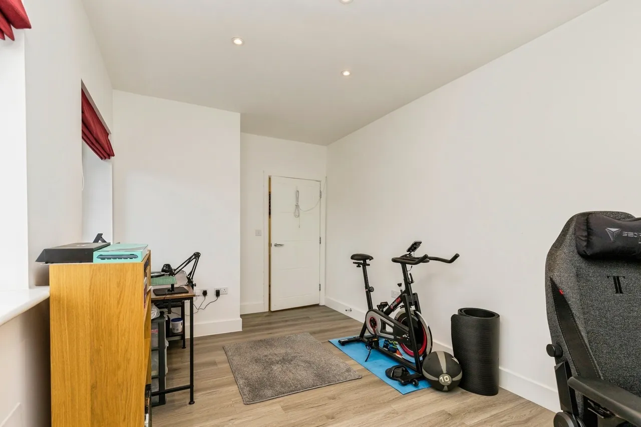 Capon Park, Faygate, RH12, photo 18