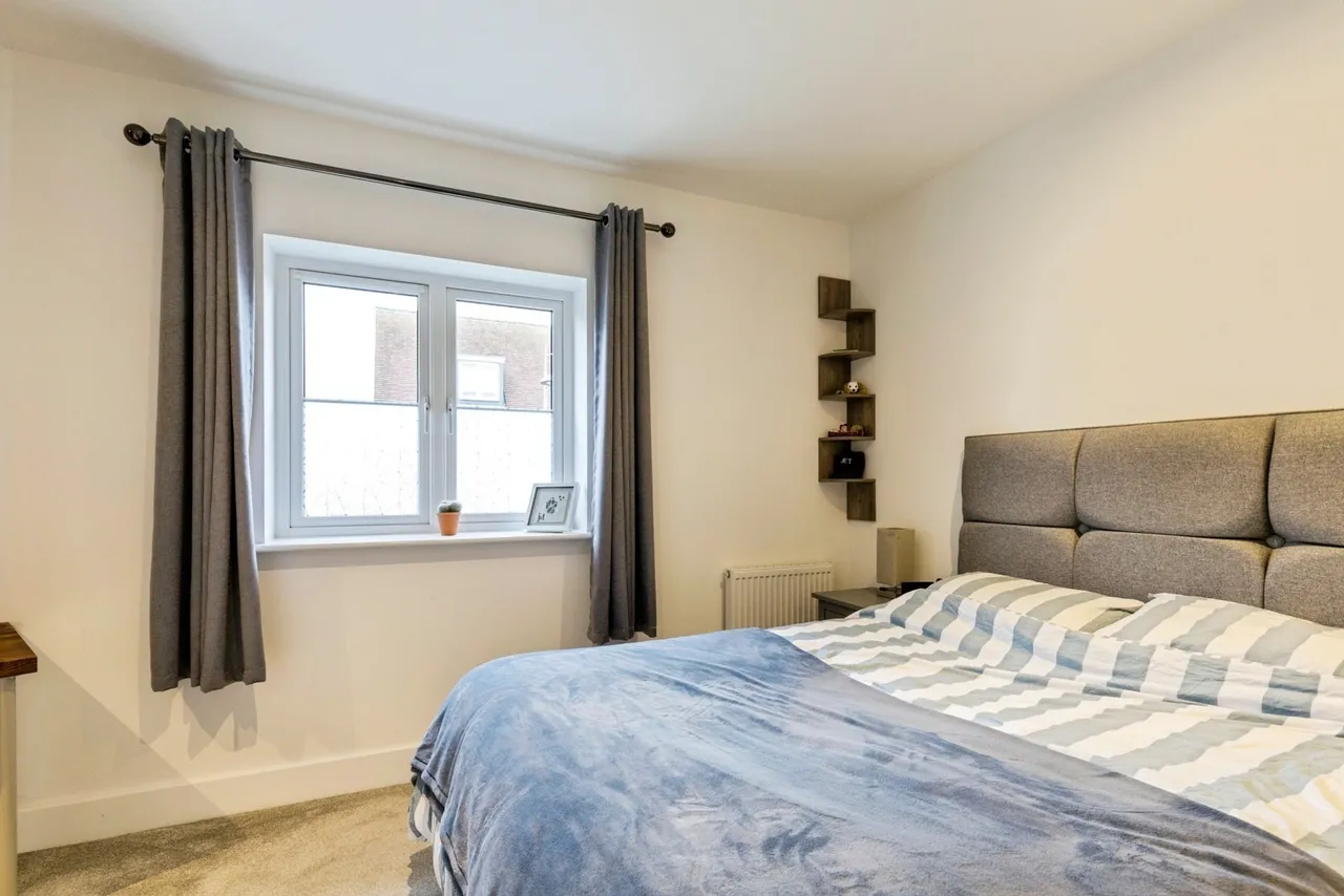 Capon Park, Faygate, RH12, photo 13