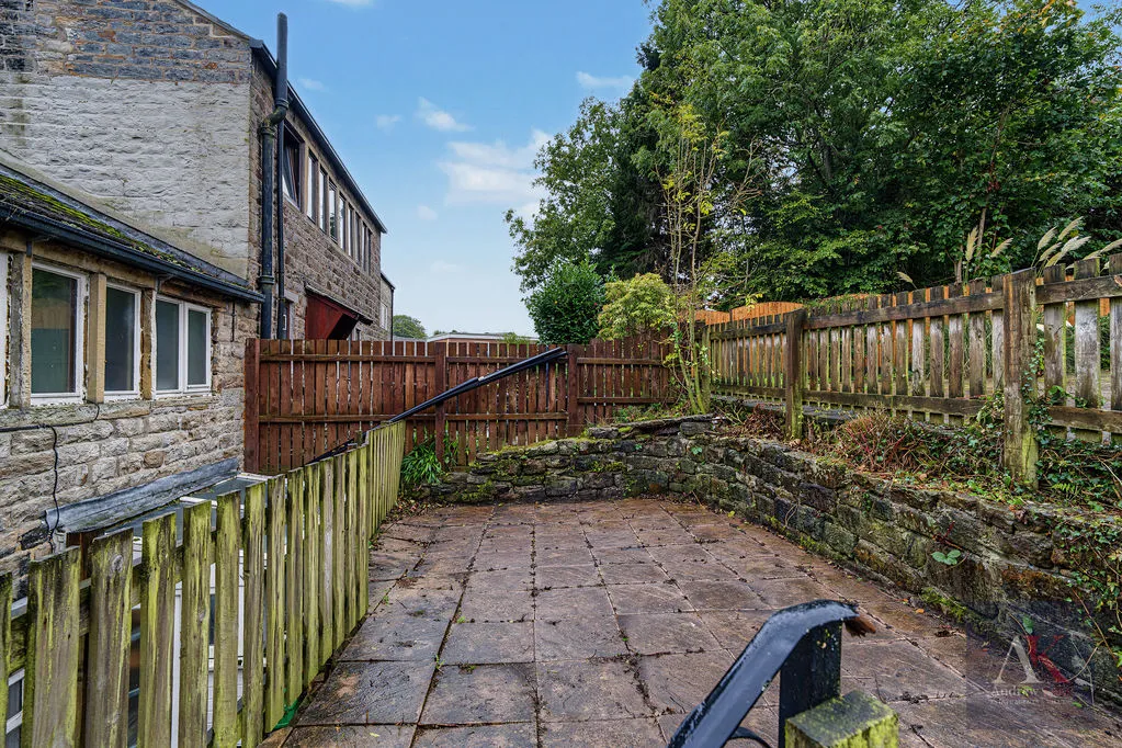 Dewhirst Road, Rochdale, OL12, photo 13