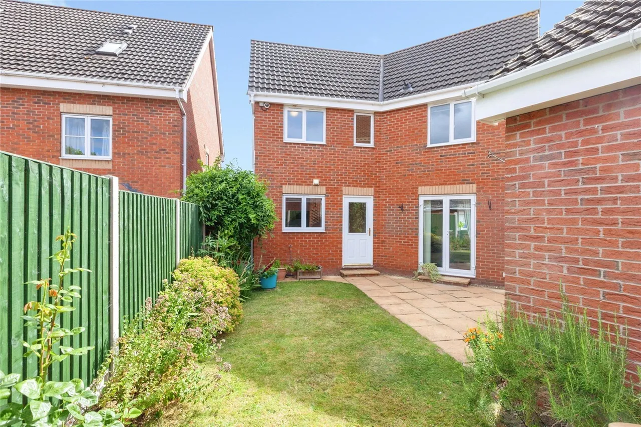 Carrington Road, Hamilton, LE5, photo 15