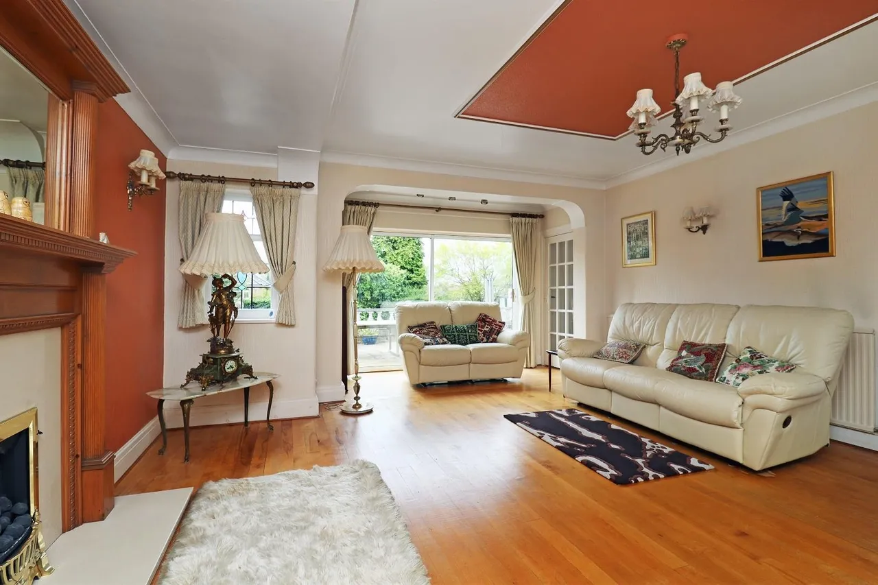 Hale Road, Hale Barns, Cheshire WA15 8TD, photo 28