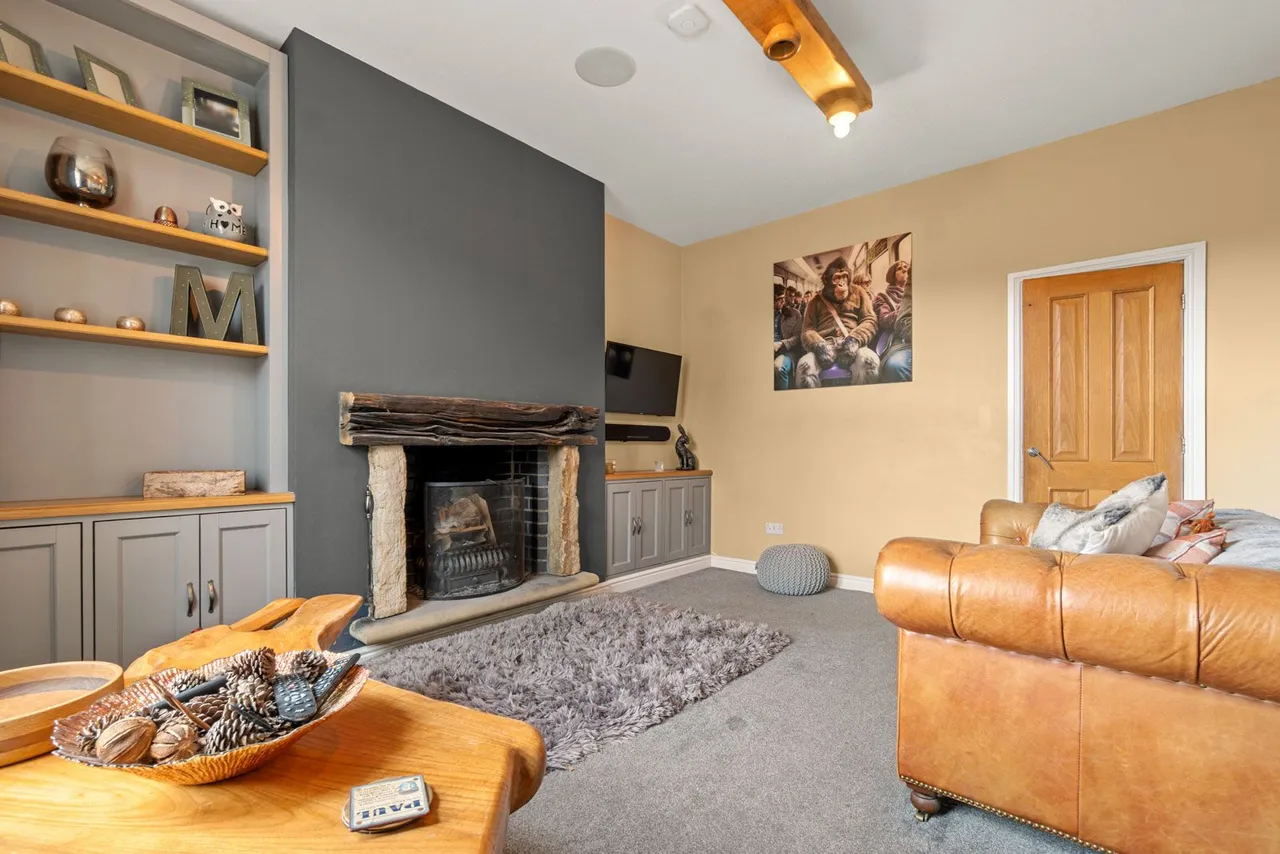Cleckheaton Road, Oakenshaw, photo 6