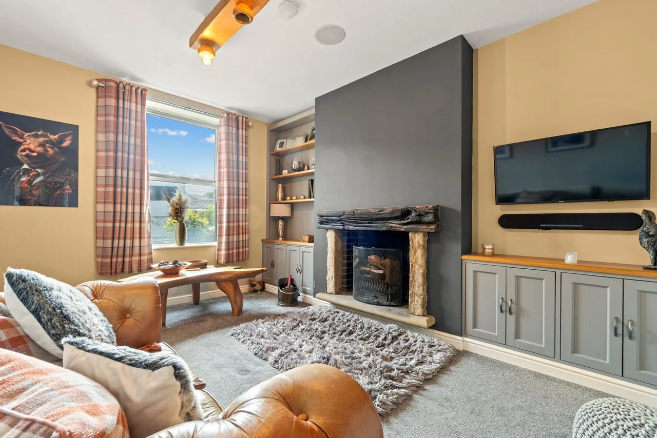 Cleckheaton Road, Oakenshaw, photo 7