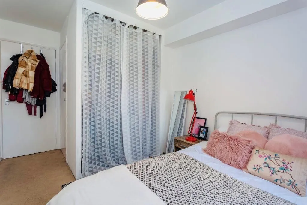 Greenslade, Barking, IG11, photo 7