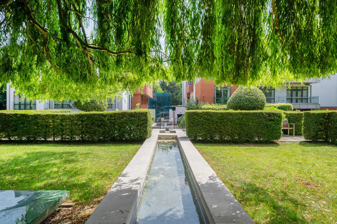 The Bishops Avenue, Finchley, London, photo 7