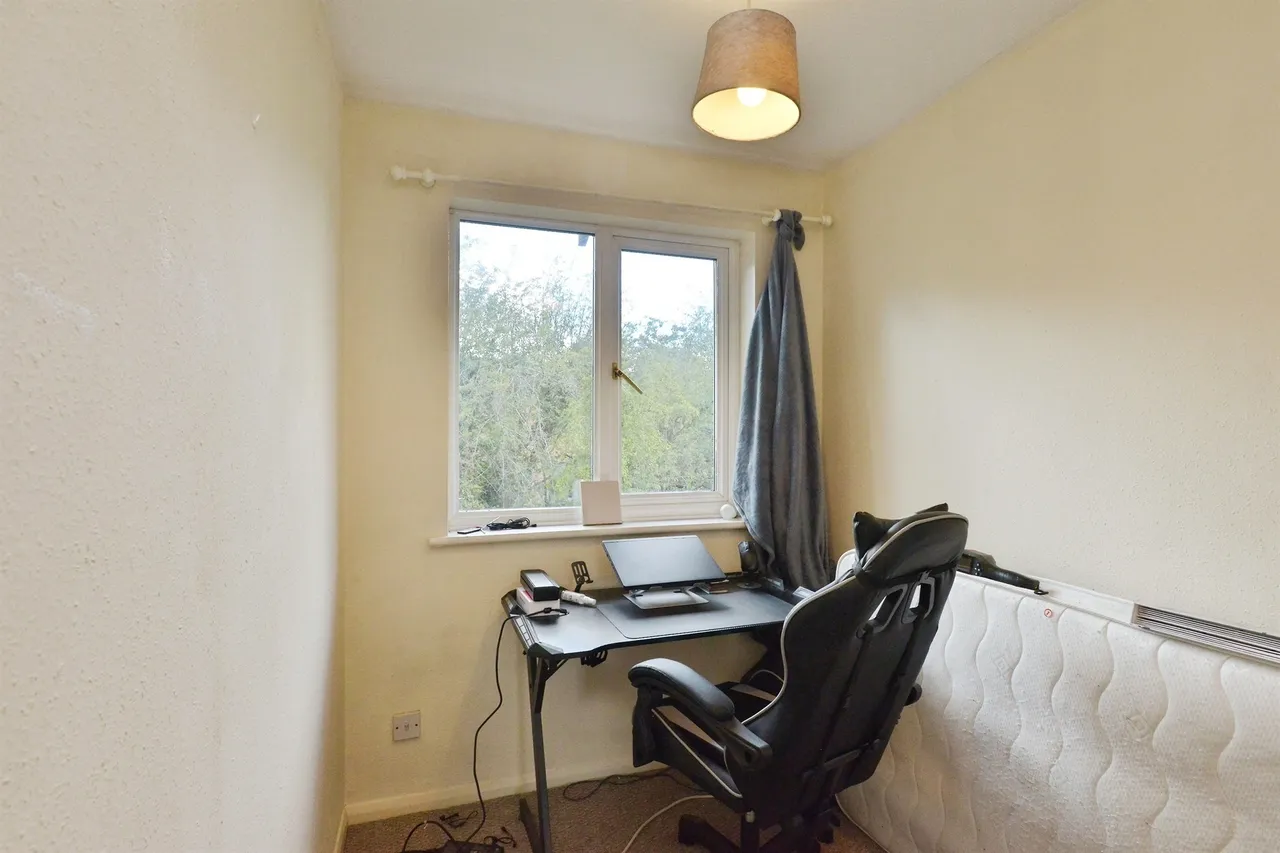 Challacombe, Furzton, Milton Keynes, photo 9