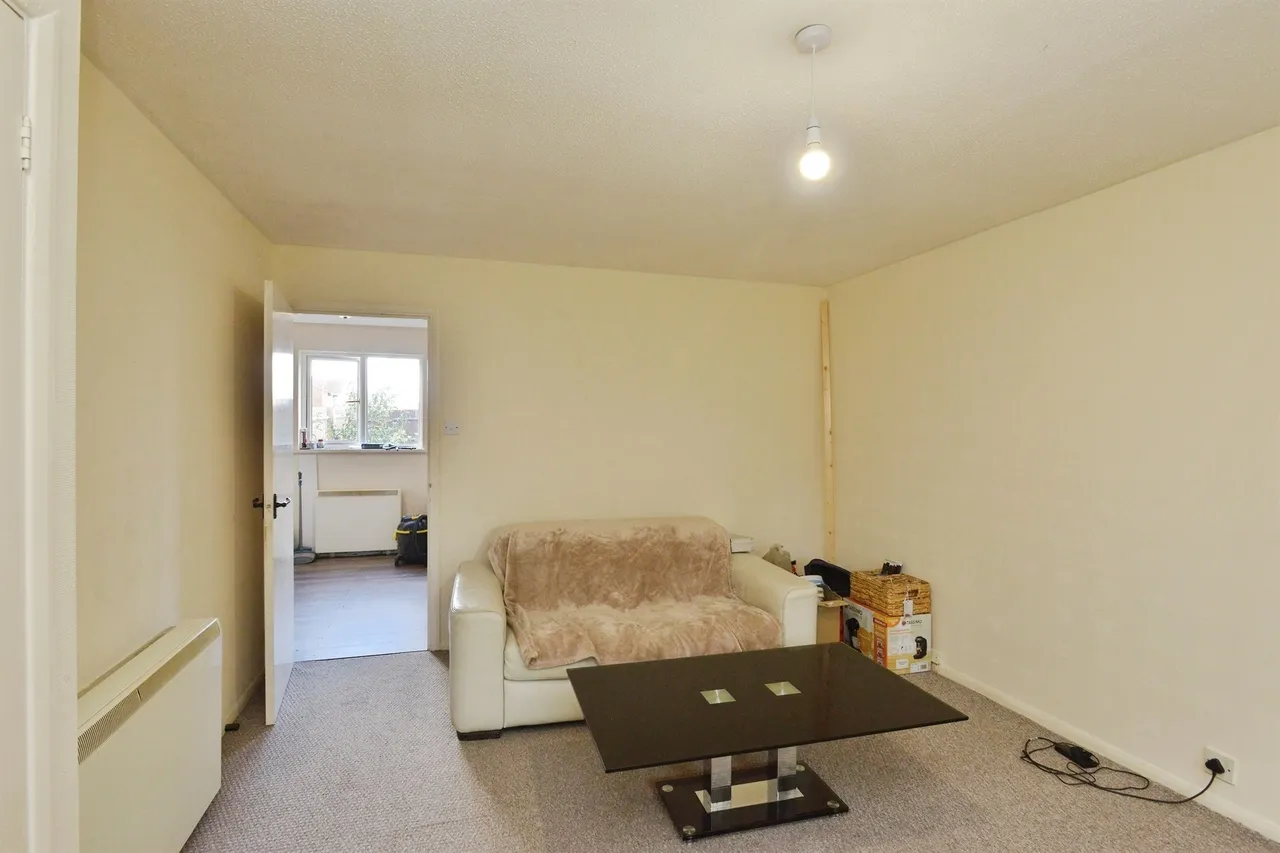 Challacombe, Furzton, Milton Keynes, photo 10