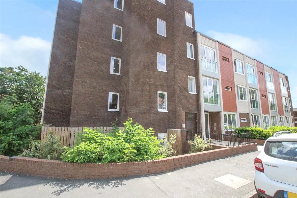 Knoll Rise, Orpington, BR6, photo 10